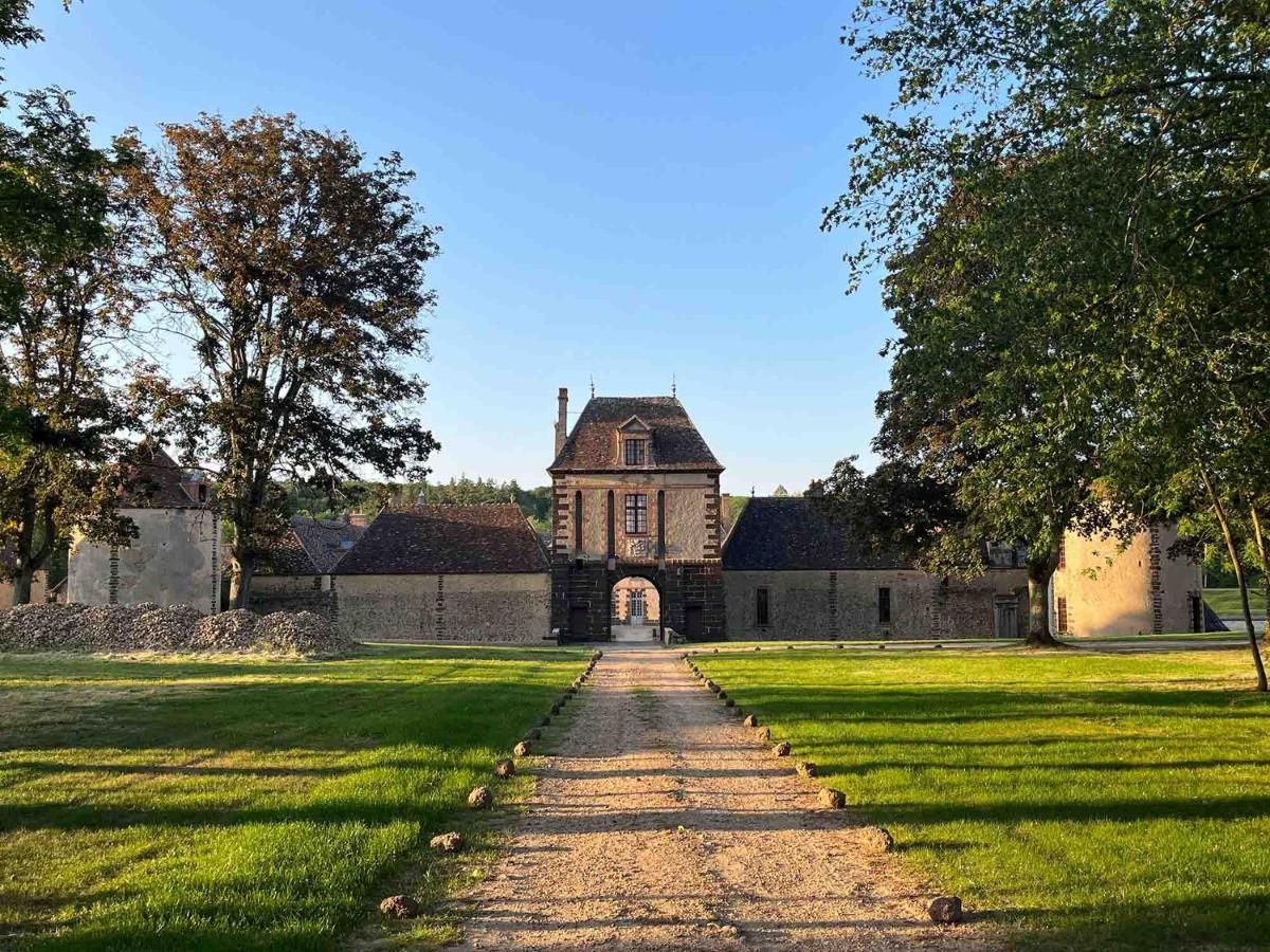 Chateau De La Riviere Pontgouin Eksteriør bilde